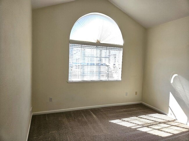 Building Photo - 2312 Hastings Shore Ln
