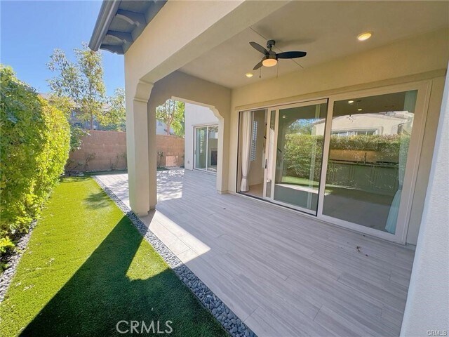 Building Photo - 224 Geyser