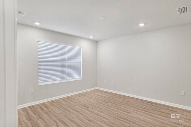 Building Photo - 22420 Aleutian Ave