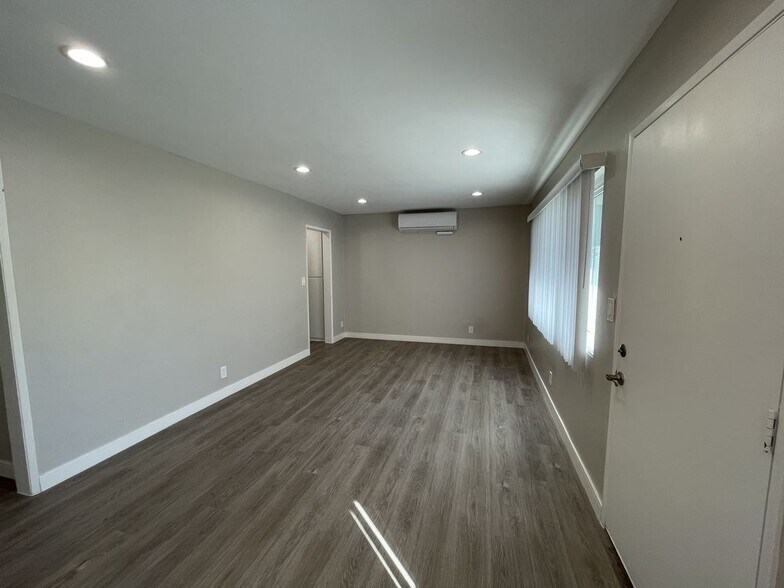 Building Photo - 1830 Federal Ave