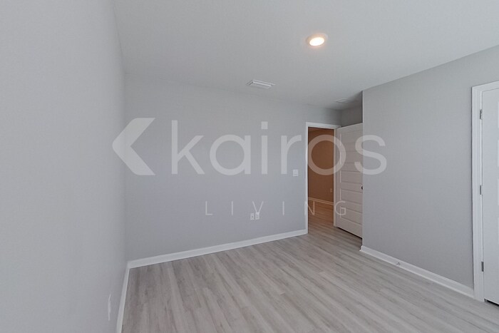 Building Photo - 4614 Malay Cir