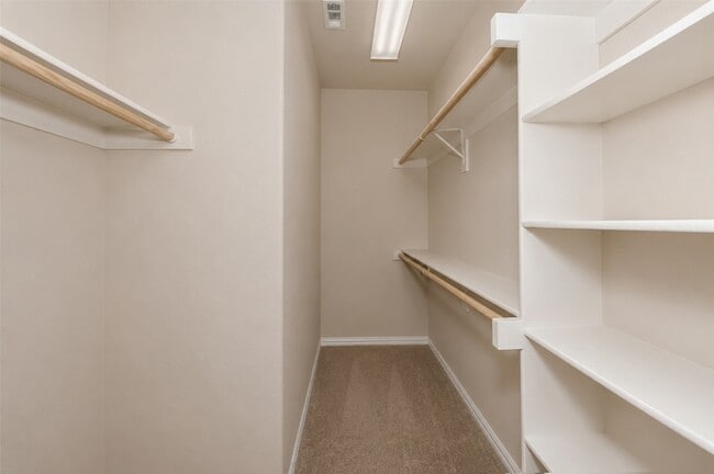 Building Photo - 356 Emerald Creek Dr