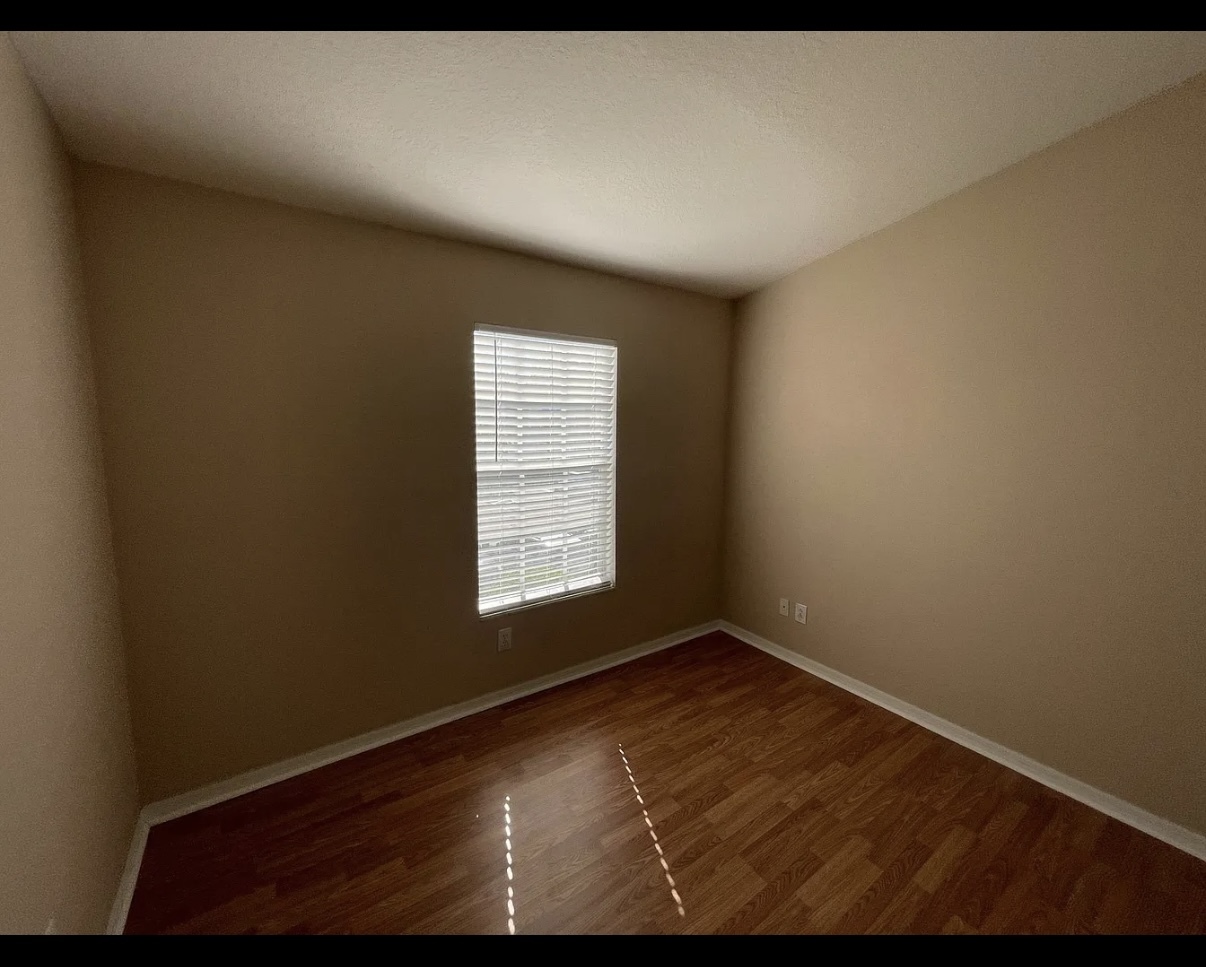 Building Photo - 1255 Charlesworth Dr