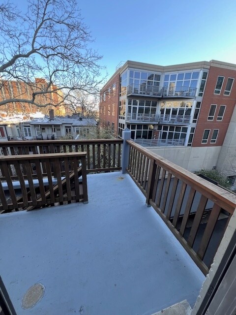 Back Yard Deck - 4931 Laclede Ave