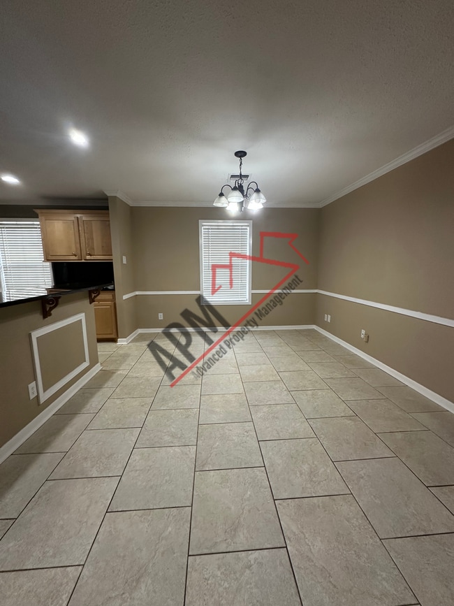 Building Photo - Gorgeous 3 Bedroom House!