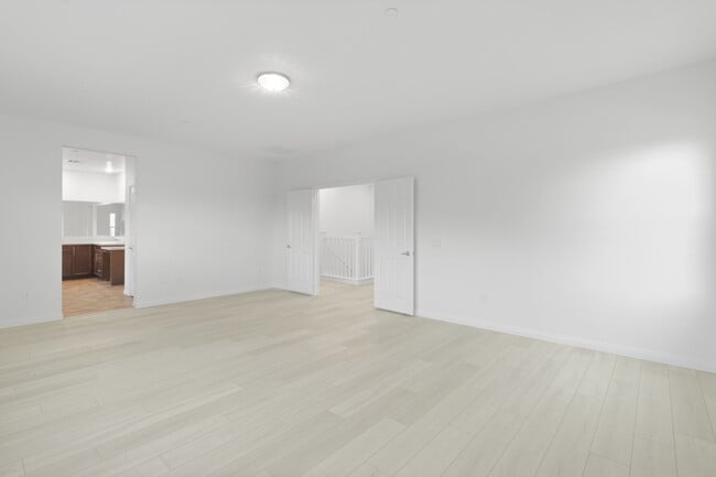 Building Photo - 3511 Pear Ct