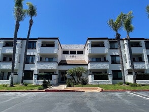 Building Photo - Enjoy the San Clemente lifestyle!