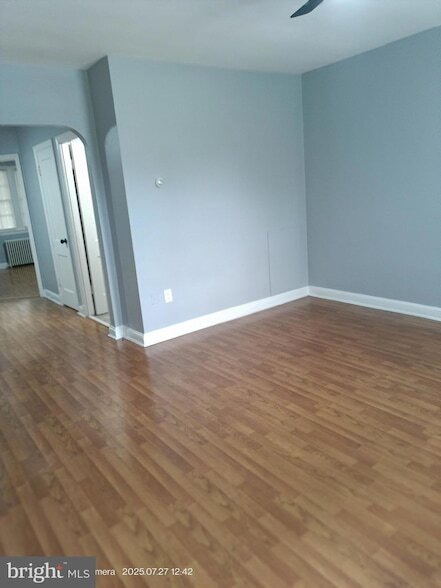 Building Photo - 1617 Holbrook St NE