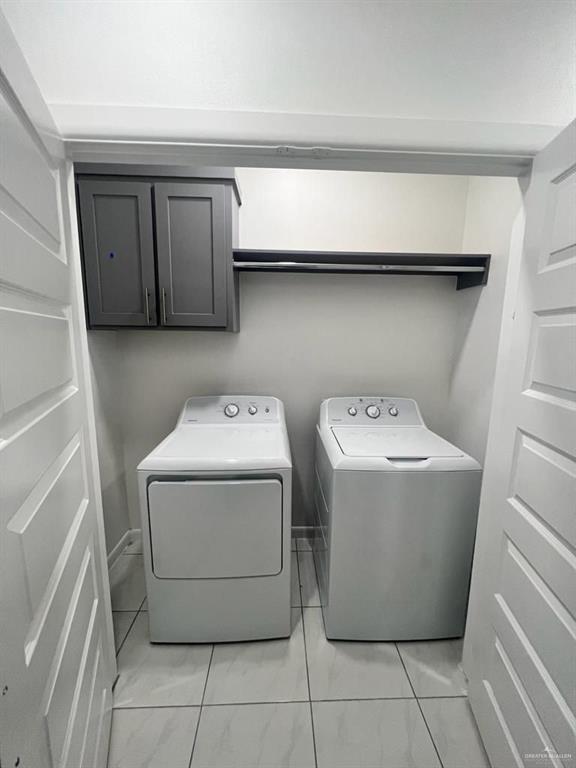 Building Photo - 10 S Yankton St