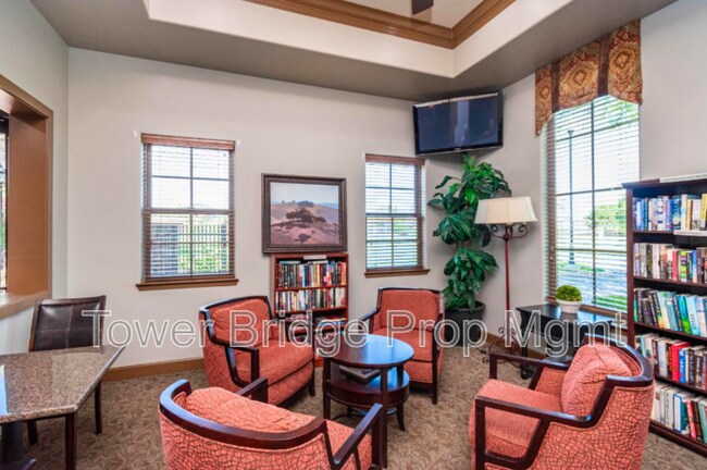 Building Photo - 1457 Marseille Ln