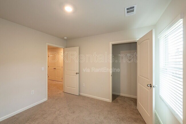 Building Photo - 3031 Greyton Dr