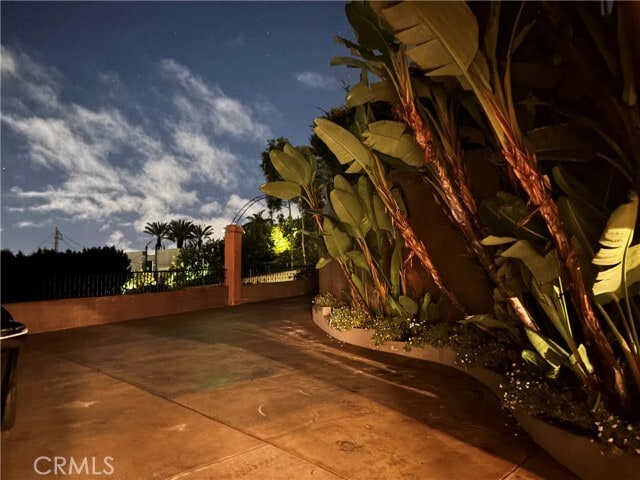 Building Photo - 1316 Beverly Grove Pl