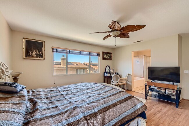 Building Photo - Furnished luxury spacious single family house. Gustavo Lopez AMSI