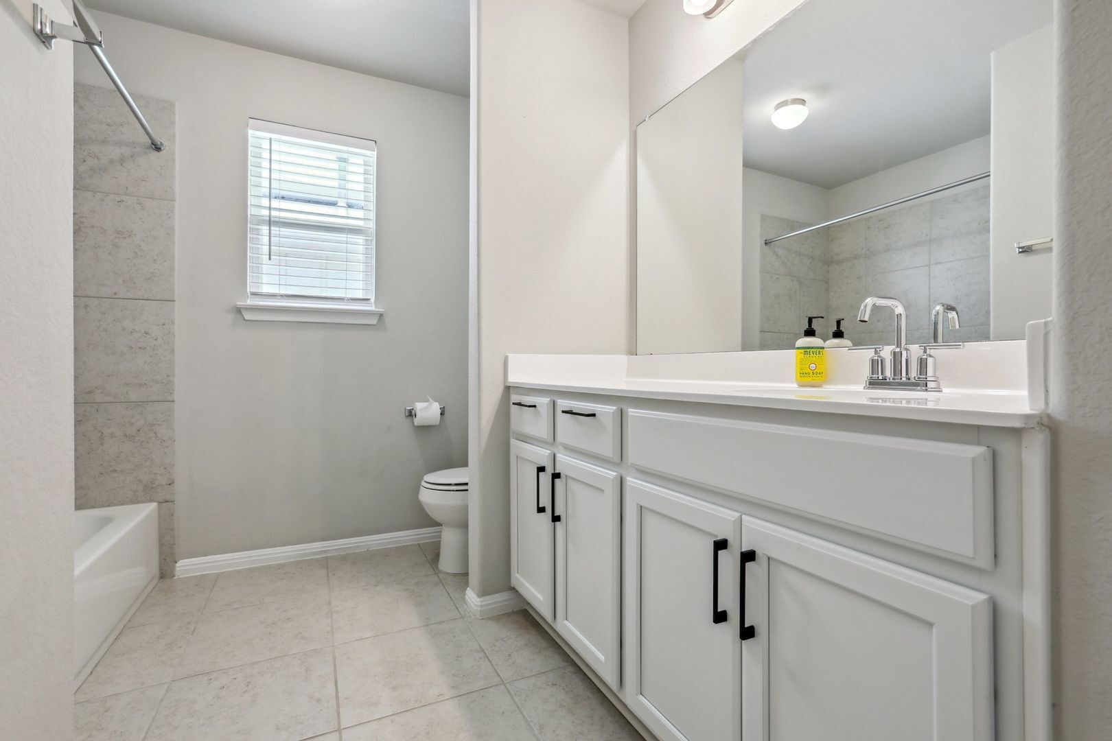 Building Photo - 10210 Ansel Dr