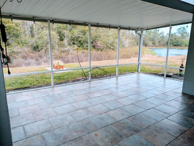 Building Photo - 30549 Tremont Dr