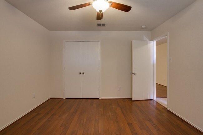 Building Photo - 4541 Martingale View Ln