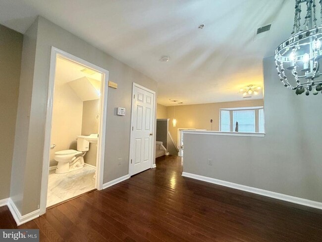 Building Photo - 4805 Cowslip Ct