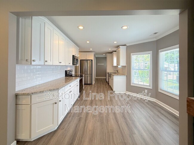 Building Photo - 1216 Jackson Rd