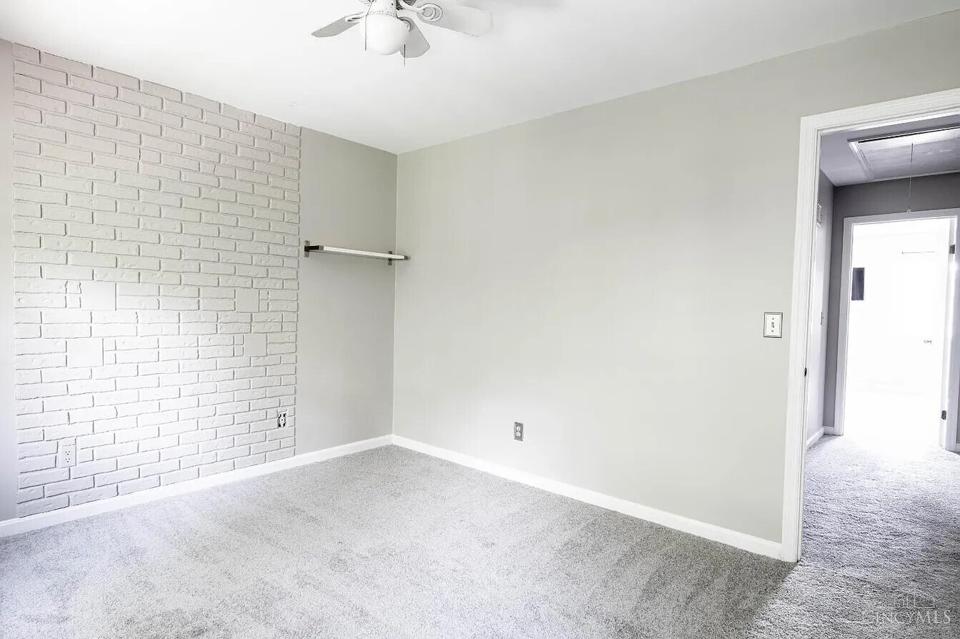 Building Photo - 9767 Bunker Hill Ln