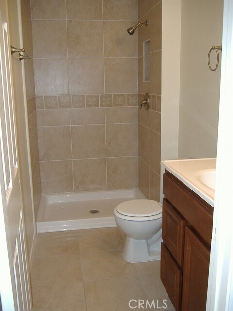Building Photo - 40 Timber Run
