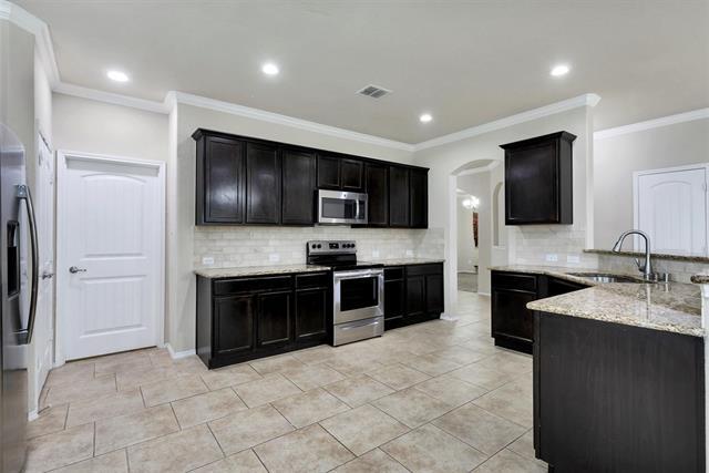 Building Photo - 11824 Kurth Dr