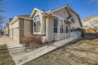 Building Photo - 9094 W Phillips Dr