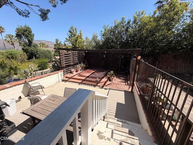 Building Photo - 8625 Delmonico Ave