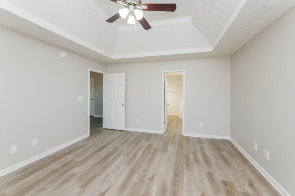 Building Photo - 409 Grove Park Dr