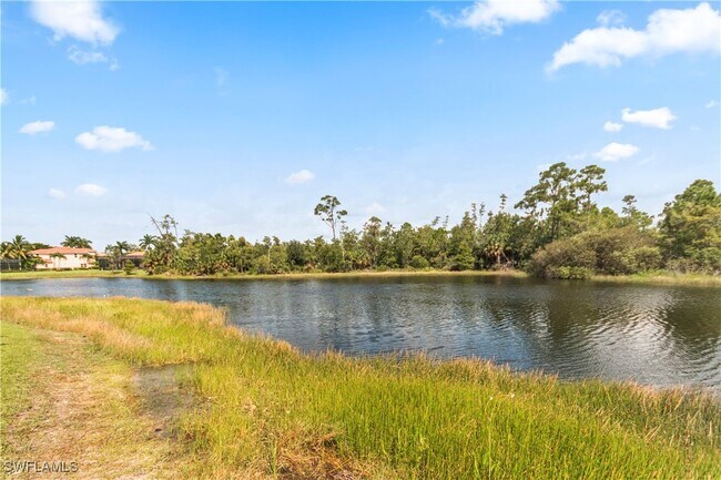 Building Photo - 8792 Largo Mar Dr