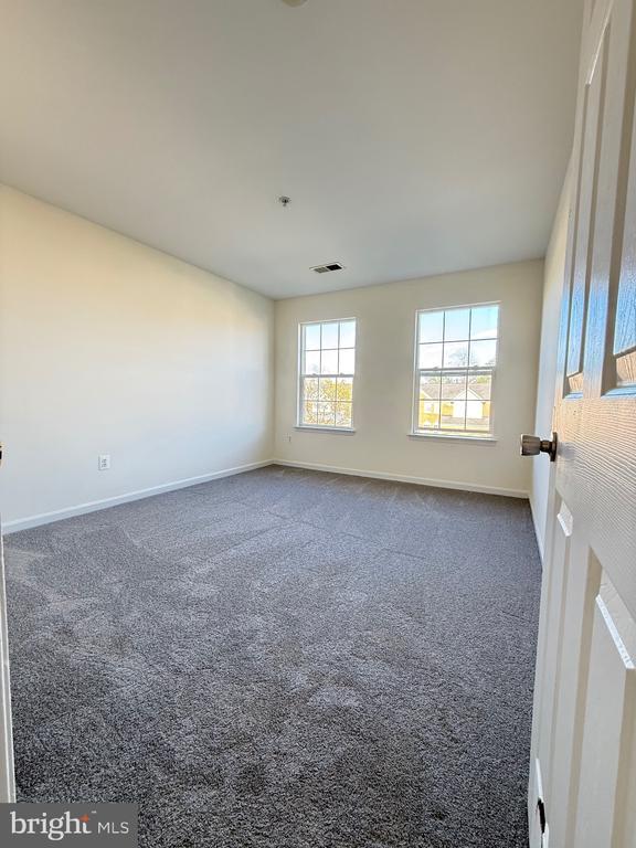 Building Photo - 1403 Northern Lights Dr