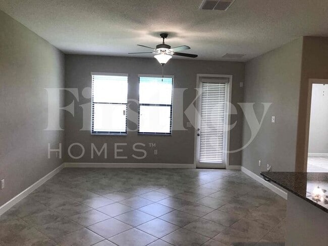 Building Photo - 9835 Ivory Dr