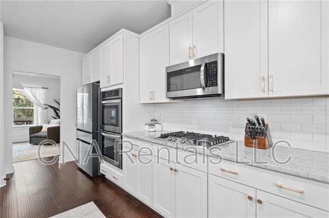 Building Photo - 178 Crestbrook Wy