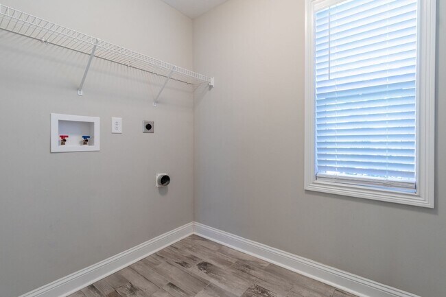 Building Photo - 1601 Wonderboy Ct