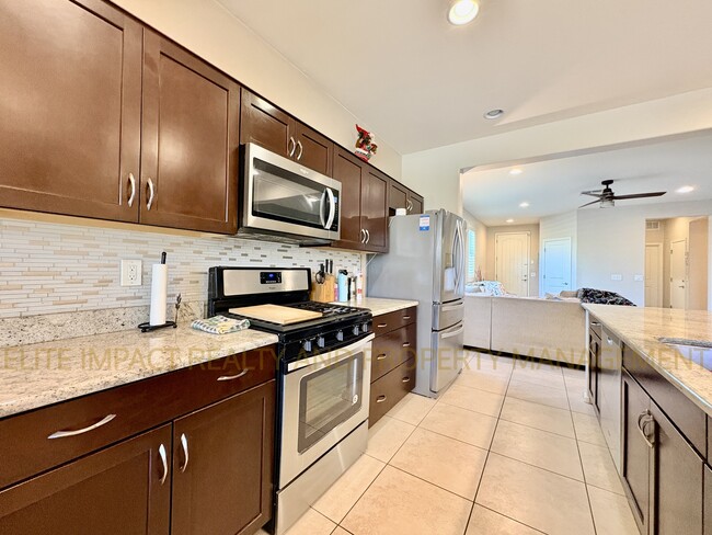 Building Photo - 6711 E Via Boca Grande