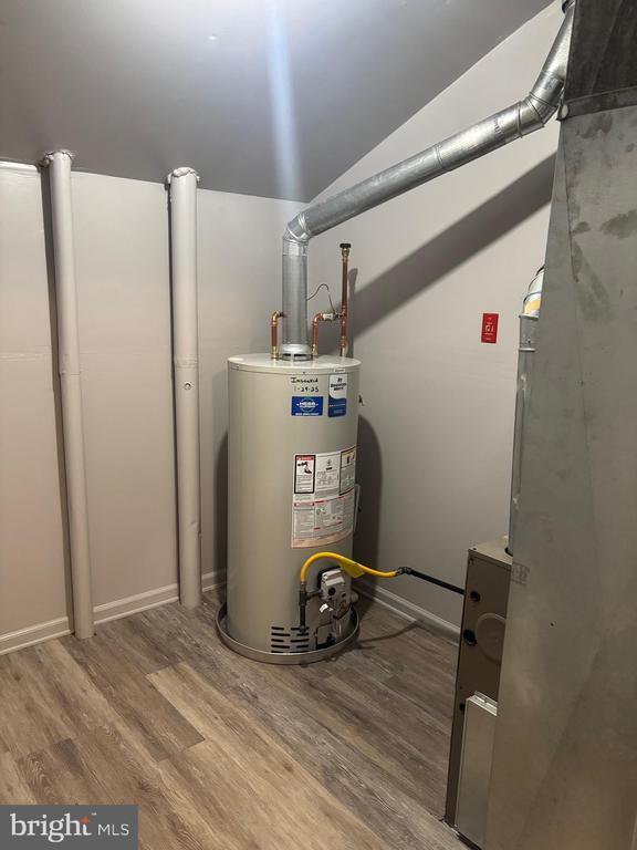 Building Photo - 235 Loring Ct