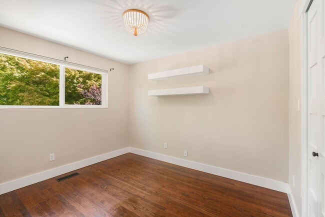 Building Photo - Completely Remodeled Kenmore Home with Two...