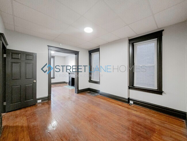 Building Photo - NOW OFFERING HALF OFF THE FIRST FULL MONTH...
