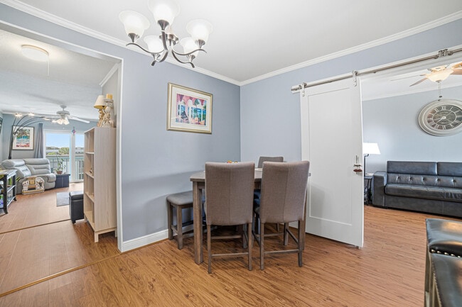 Building Photo - 112 Doolen Ct