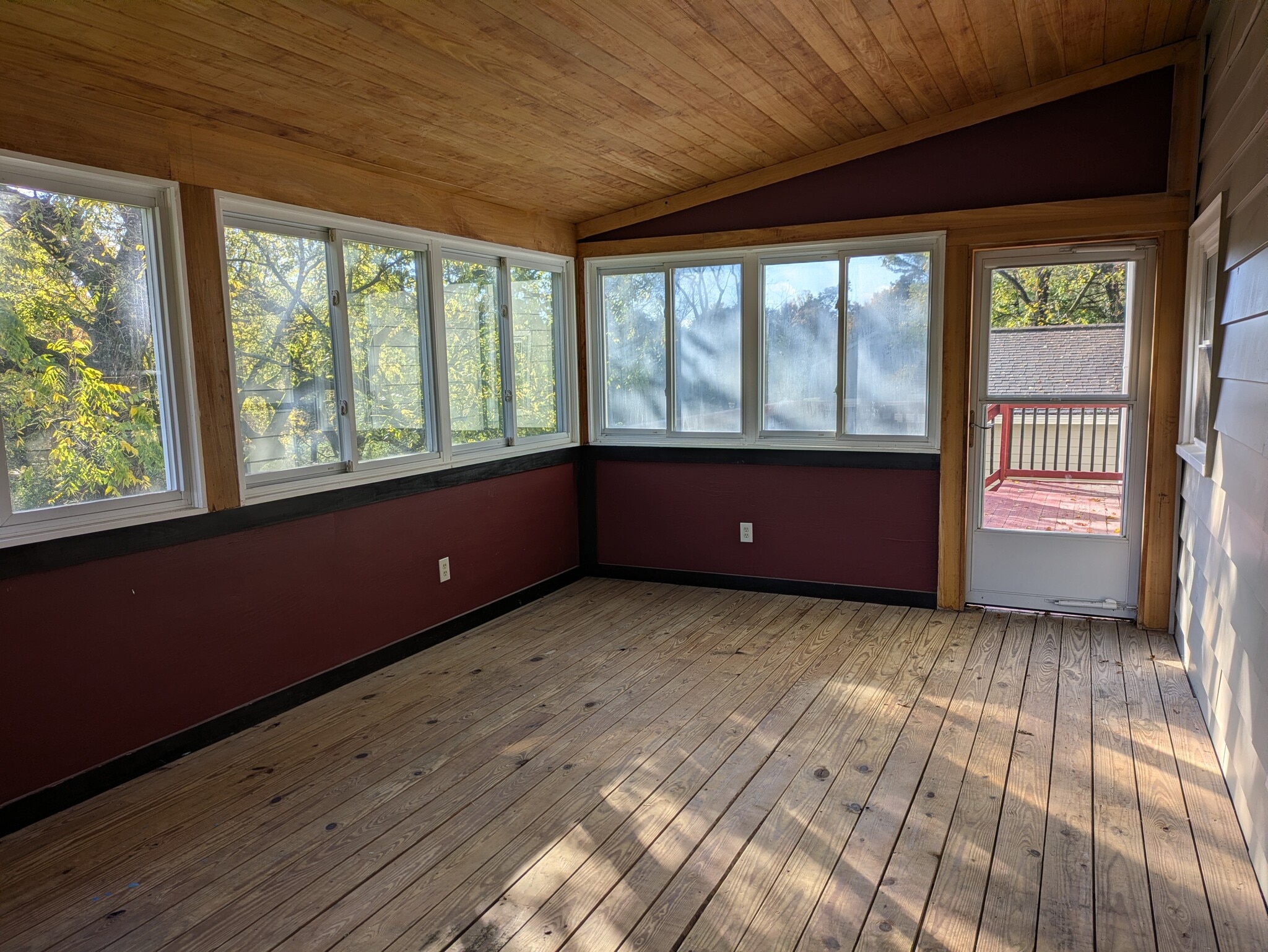 Building Photo - 11220 Vista Dr