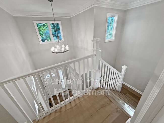 Building Photo - 7 Waxwing Ct