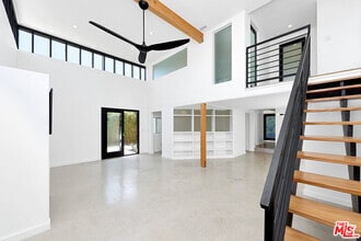 Building Photo - 519 1/2 San Juan Ave