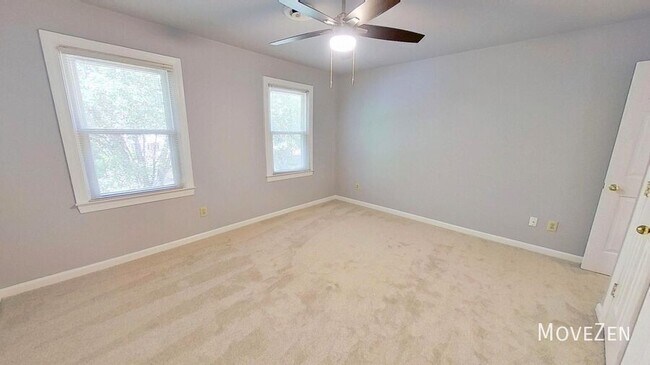 Building Photo - 2400 Tweedmore Ct