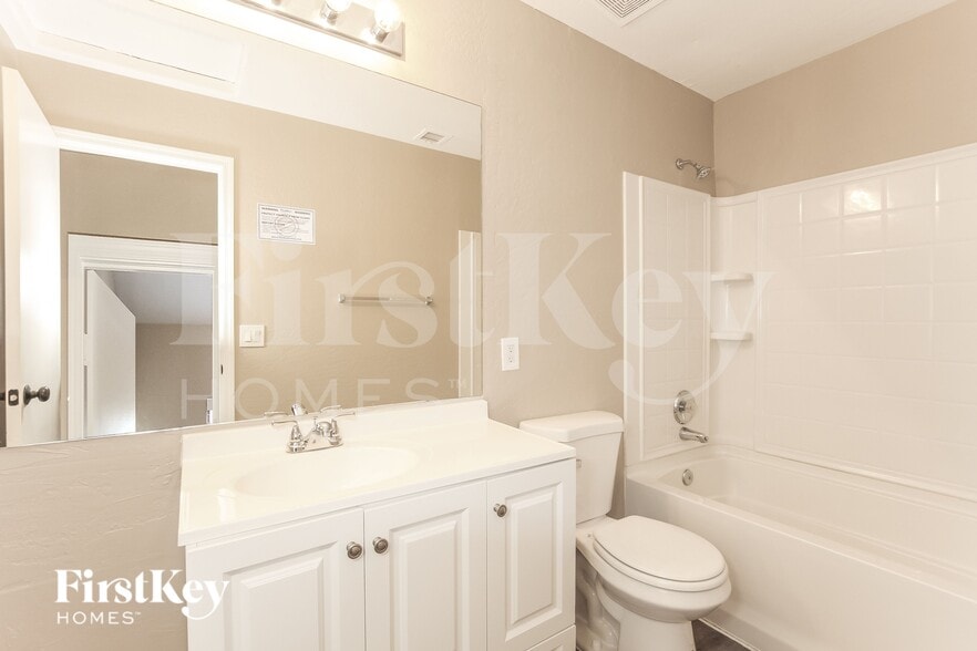 Building Photo - 14133 W Two Guns Trail