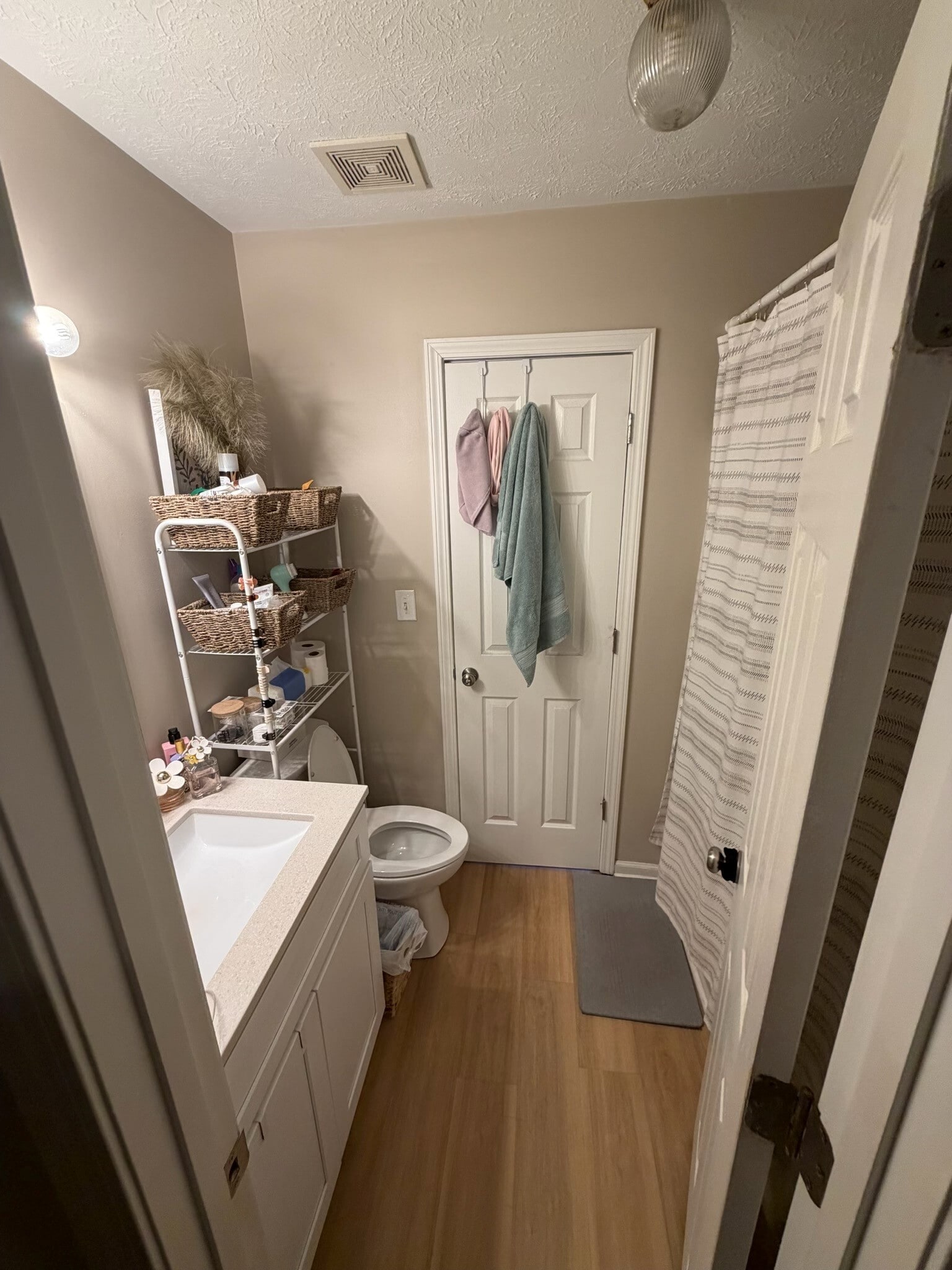 Building Photo - 122 Fuller Rd