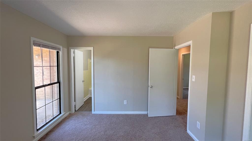 Building Photo - 418 Stroll Dr