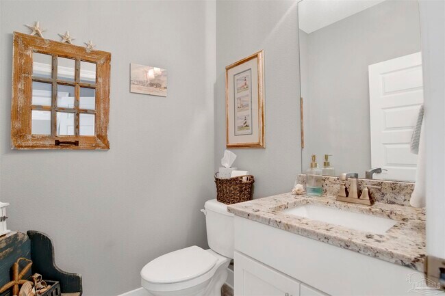 Building Photo - 5771 Red Cedar St