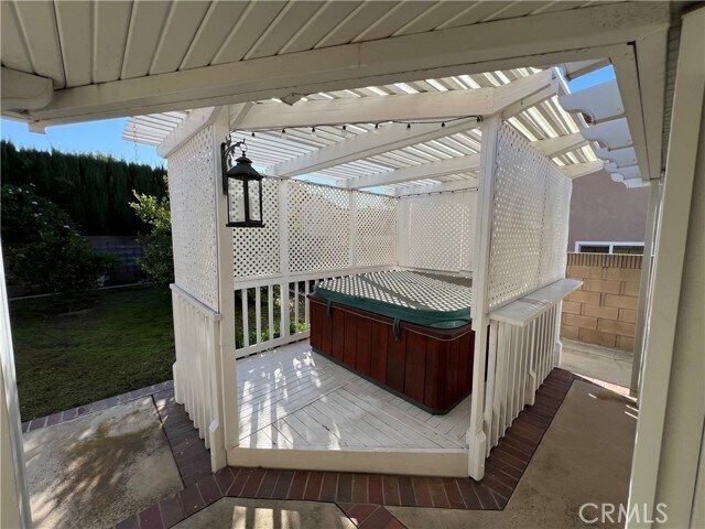 Building Photo - 2248 Tulip Ave