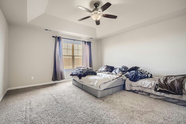 Building Photo - 5742 S Flat Rock Way