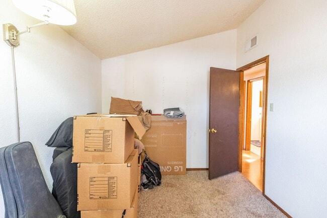 Building Photo - Cozy Three Bedroom Home with Solar Panels