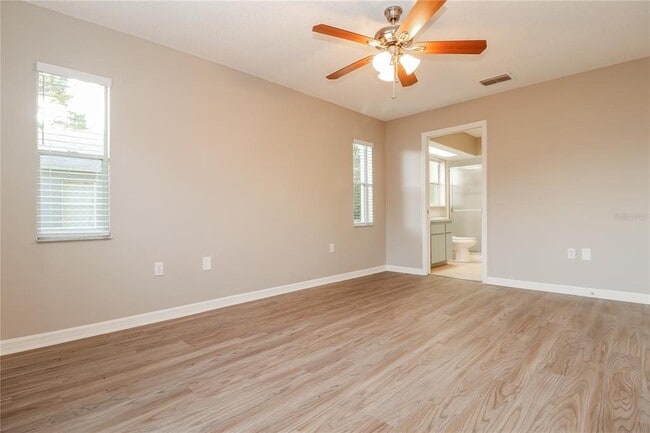 Building Photo - 1411 Cromwell Dr